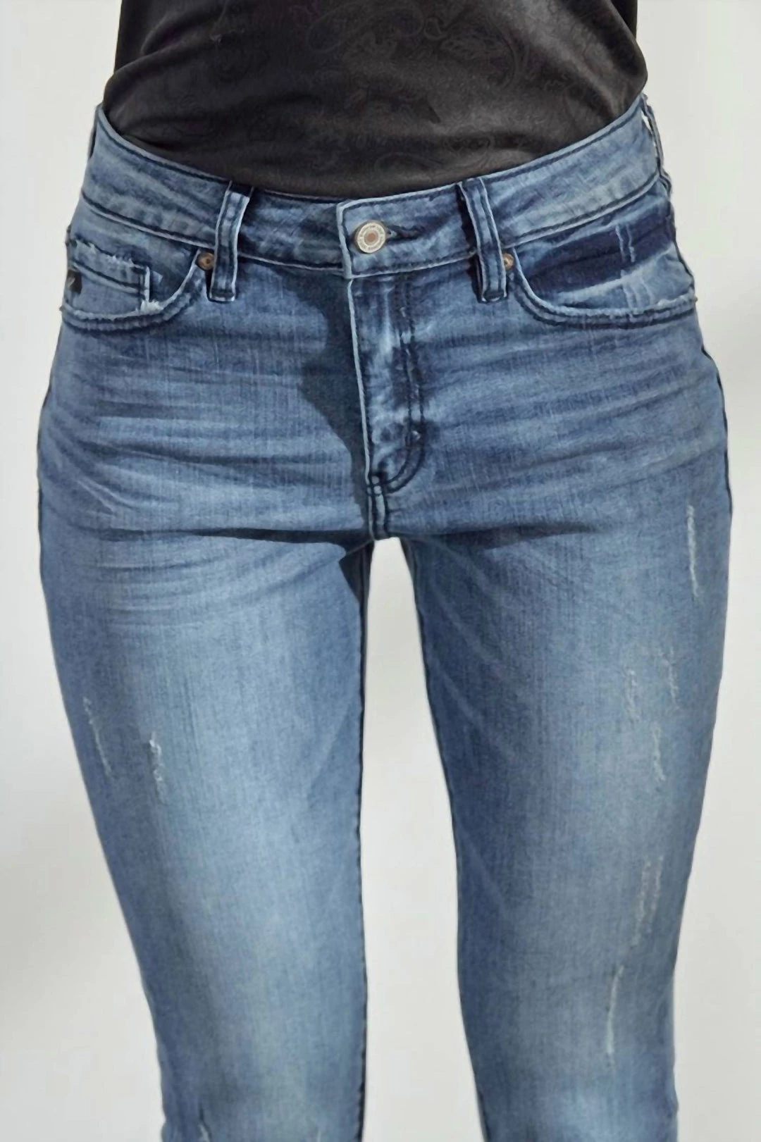 Top 10 π₯° Kancan π© women Gemma Classic High Rise Skinny π Jeans in Medium Wash β - Image 4