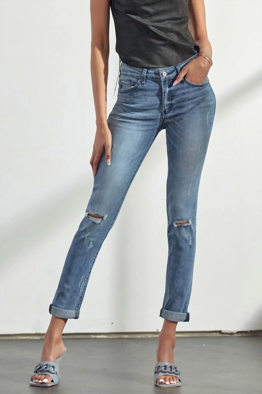 Top 10 π₯° Kancan π© women Gemma Classic High Rise Skinny π Jeans in Medium Wash β